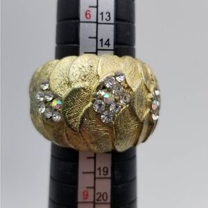 Gold brushed angel wings estate ring stretch adjustable